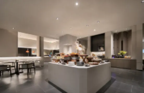 上海靜安寺南京西路亞朵酒店