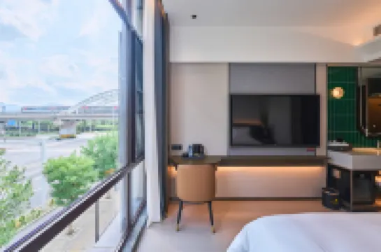 โรงแรมทรี