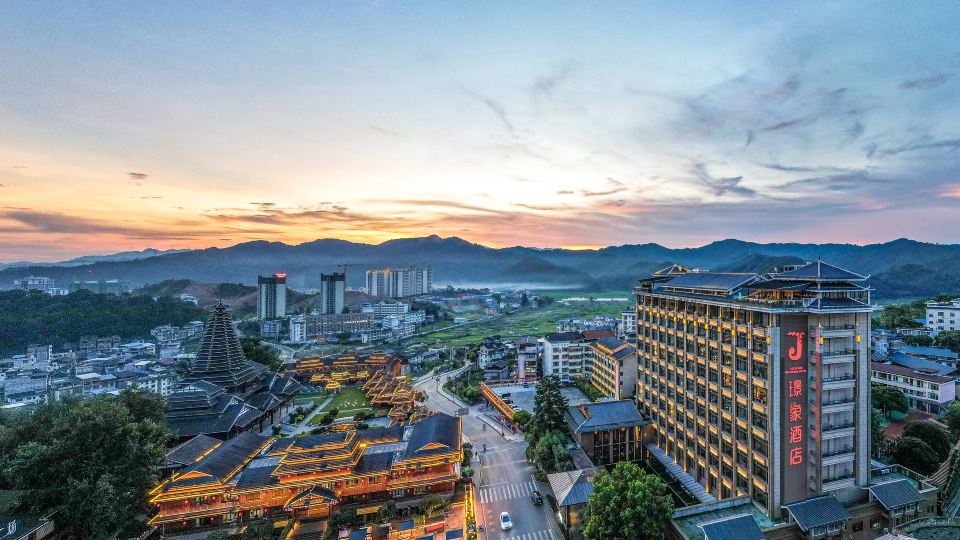 Sanjiang Jolie Vue Boutique Hotel