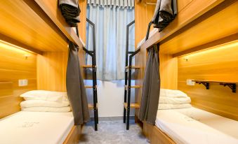 Jieduo Women's Beautiful Stay (Shenzhen Luohu Control Point)