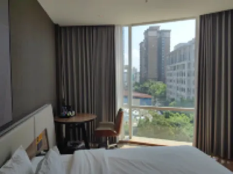 IU Hotel (Shaoguan Lechang Museum) Hotels in Lechang