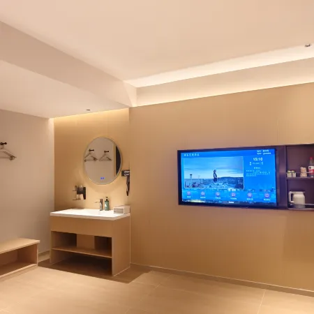 Art Hotel(Hunchun Commercial Street)