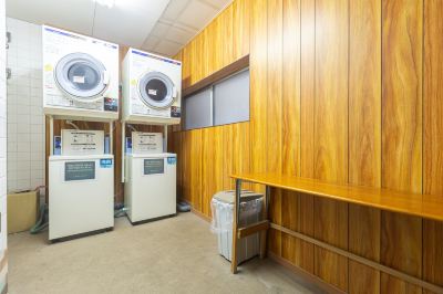 クリーニングサービス ホテルナニワ 島之内本店の写真