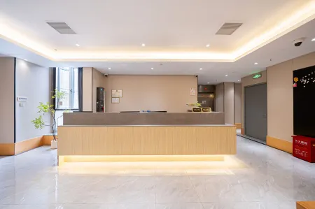 Dengba Inn(Shanghai Huajing Town Huafa Road Branch) Отели рядом с достопримечательностью «Xuhui District West Bund Nature Art Park»