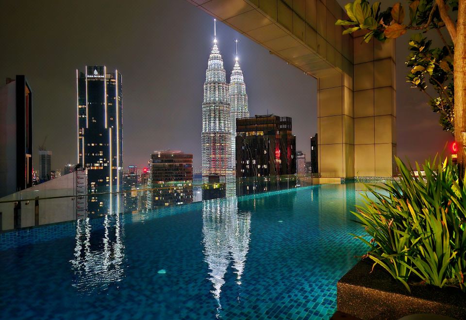 3. 로이스 KLCC..