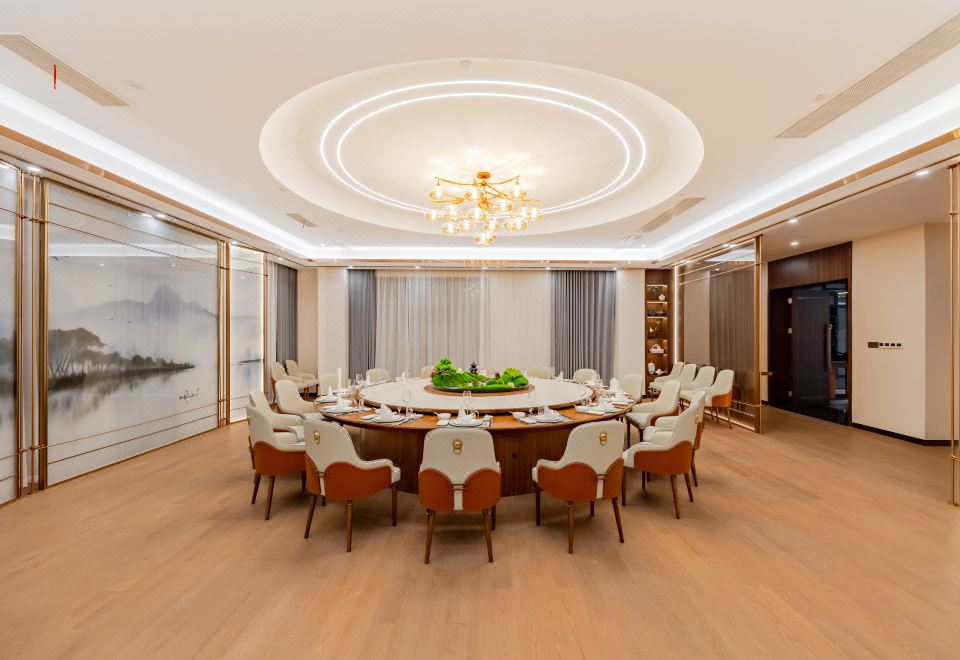 징팅 레이크 호텔