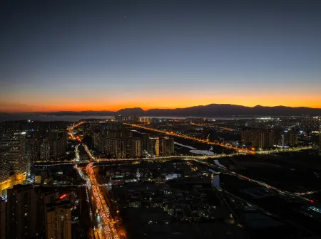 Kunming Guandu Muyunpan Garden Resort Hotel (Hai Le World Shijicheng Changhong West Road Branch) Отели рядом с достопримечательностью «Kunming University (West to Kunming Soil and Fertilizer Workstation)»