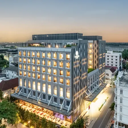 DoubleTree by Hilton Vientiane