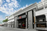 Radisson RED Phuket Patong Beach Hotels in Phuket