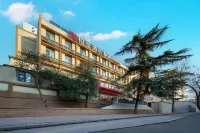 Borrman Hotel, Jinan Railway Station Branch Hotels in Jinan