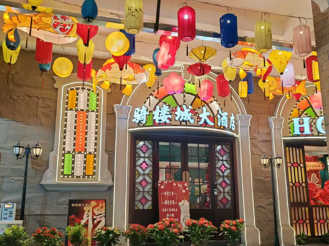 Qilou Town Grand Hotel - Wuzhou