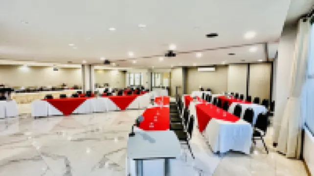 West Plaza Hotel at Lebuu Street Hotels in Koror
