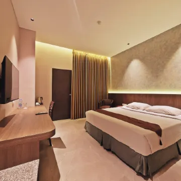 Classic Hotel Отели рядом с достопримечательностью «Собор Джакарты»