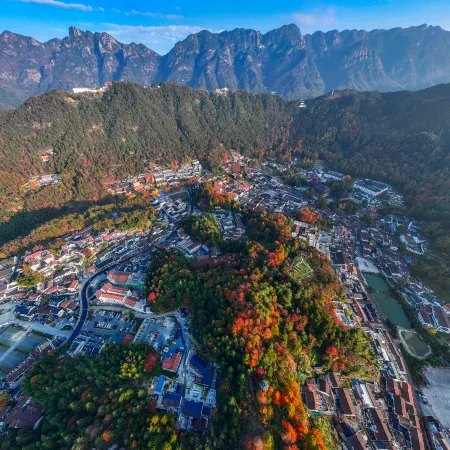 Quiet and No-Hassle Bed & Breakfast in Jihua Mountain