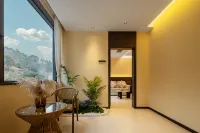 wudangsruyuanjianshan hotel Hotels in Danjiangkou