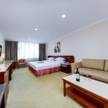 L Hotel Zhuhai Gongbei Port Qinglv Road