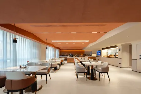 Taizhou Tiantai Passenger Centre Xincheng Plaza Atour Hotel