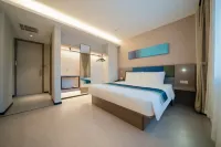 Aifeel Hotel (Urumqi International Grand Bazaar South Gate Subway Station)