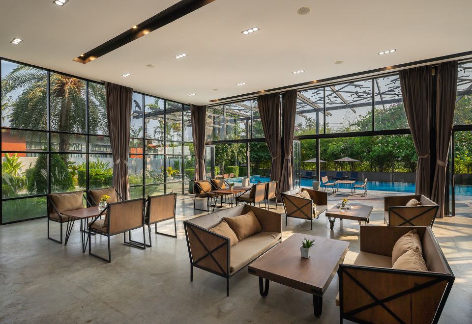 Sea Two Pool Villa Over view