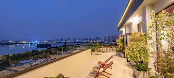 Maitreya Yushan Homestay (Huquan Ecological Park Branch) Hotels in Mile City