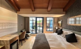 Magic Live Garden Hotel