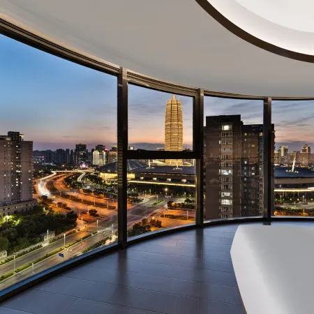 Hotel Fanjin (Zhengzhou Ruyi Lake CBD Convention Center)