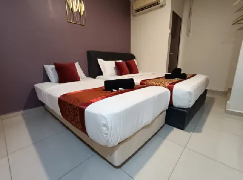 L Ferringhi Hotel فنادق في 