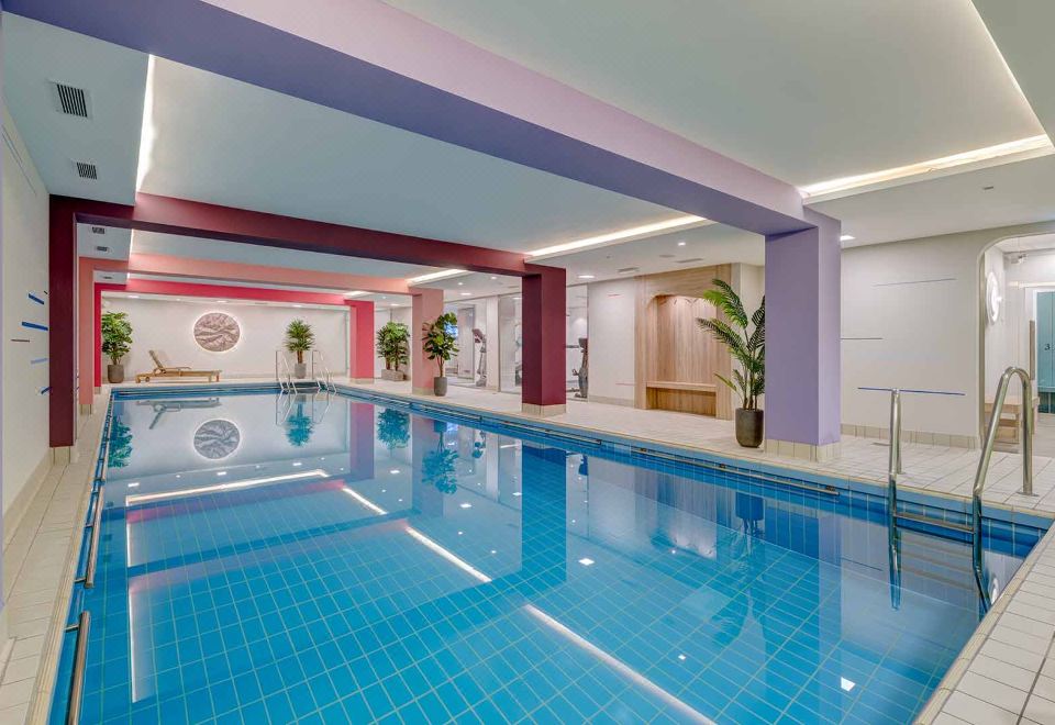 Mercure Koeln Belfortstrasse Hotel Over view