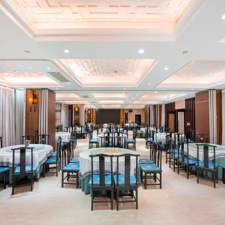 Haoceng Hotel (Dancheng Xinhua Road Caiyuan No.1 Middle School)
