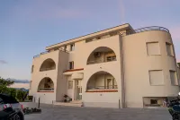 Floral Apartment