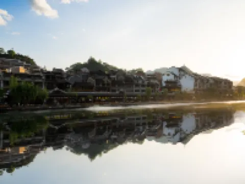 Riverside courtyard of Luan Xiyin mountain, Zhenyuan Hotels in Zhenyuan County