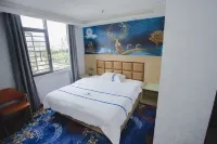 Yunfu Yifeng Hotel