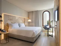 INNSiDE by Meliá Braga Centro Hotels near BragaShopping