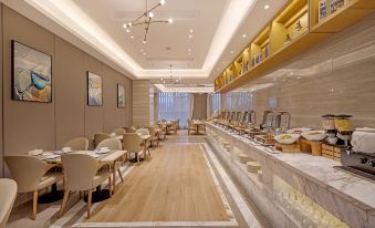 Kyriad Marvelous Hotel (Datong High-speed Railway Station & Fantawild Branch)