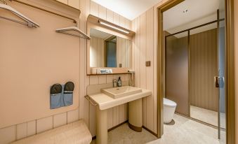 Hanting Hotel (Guiyang Xiaohe Jinjiang Road Metro Station Branch)