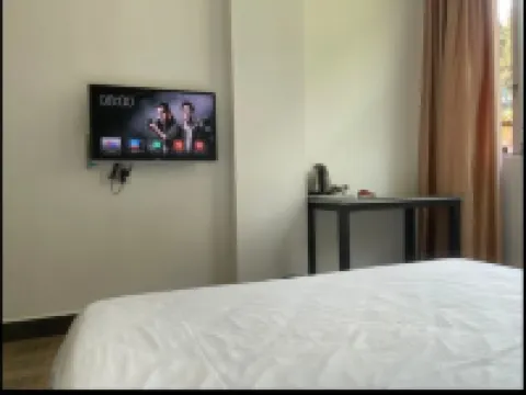 Rucheng Yaoci Themed Inn