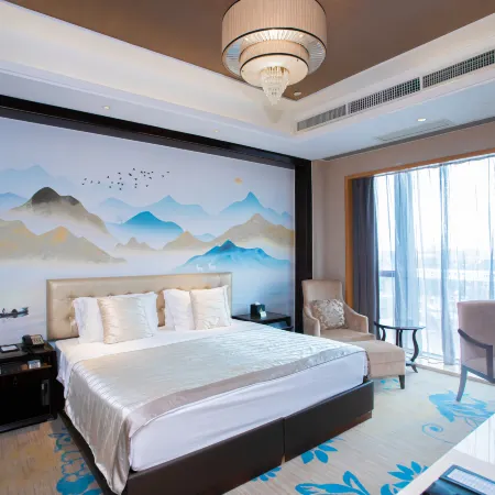 Yangzhong Juntai Hotel