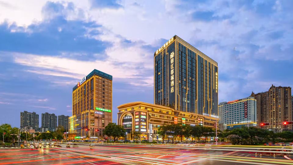 Jinjiang Metropolo Nanning East Railway Station Hotel