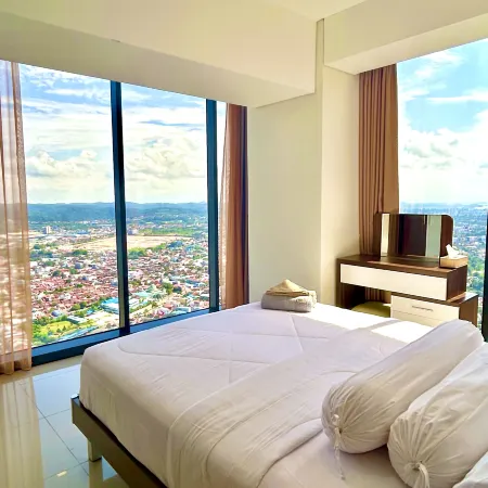 53rd Floor, 2 Br, Netflix, Apt with View by Sky