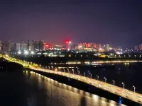 分界線民宿 鄰近安徽財經大學(龍湖西校區)的酒店