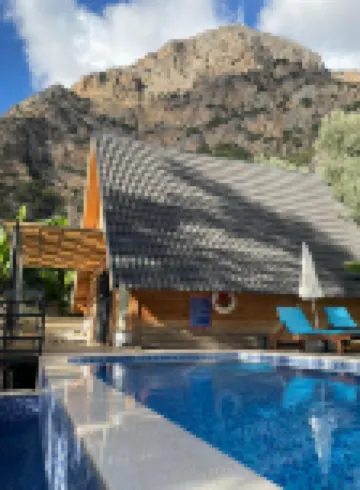 KiDRAK OTEL MONTENEGRO-1