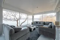 Sea Side House Toya فنادق في توياكو
