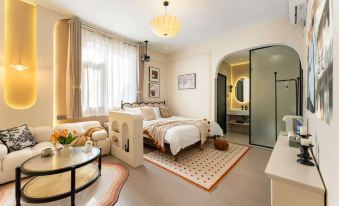 Yuejian Meijia Homestay (Dali Prefecture People's Hospital)