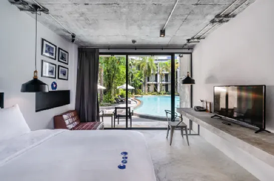 Kokotel Khao Lak Lighthouse Отели рядом с достопримечательностью «Small Sandy Beach»