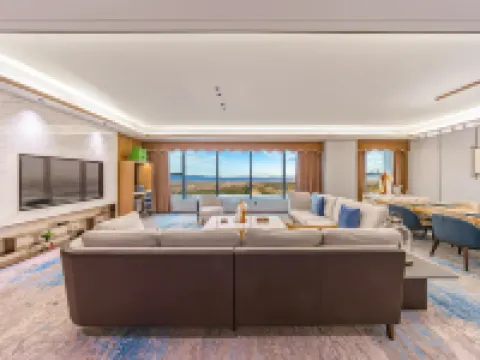 華凱インターナショナルホテル クムル市のホテル