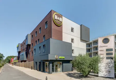 B&B HOTEL Marseille la Valentine Saint-Menet Отели рядом с достопримечательностью «Eglise Sainte-Rita de Marseille»