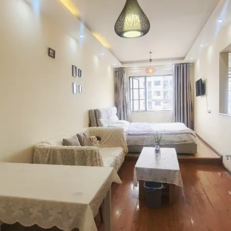 Qinghe Xiaozhu Homestay (Yanglin University Town)