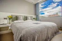 Meet Tibetan Love Space Oxygen-Supplied Homestay (Dukezong Ancient City) Hotels near Diqing Museum of the Red Army Long March