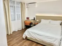 Xingfu Hotel (Dengyun Town) - balcony