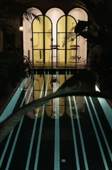 Grey Parrot灰鸚鵡度假酒店（成都撫琴夜市花牌坊地鐵站店）